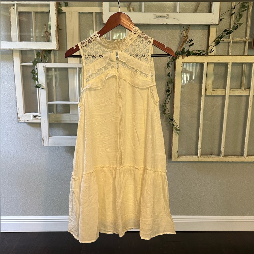 Ivory/cream dress Medium